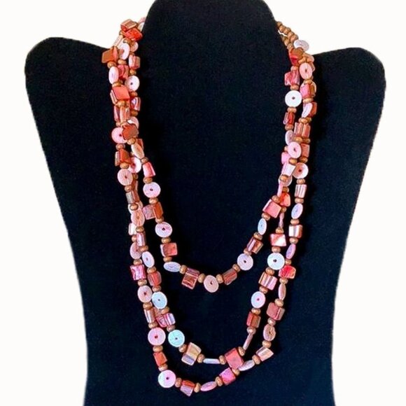 Vintage Jewelry - Pink Mother of Pearl & Natural Wood Bead Necklace